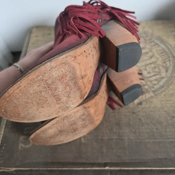 LIBERTY Black Red Fringe Open-Toe Ankle Booties - Picture 4 of 9
